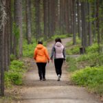Kruunupuisto_Lenkkeilijät