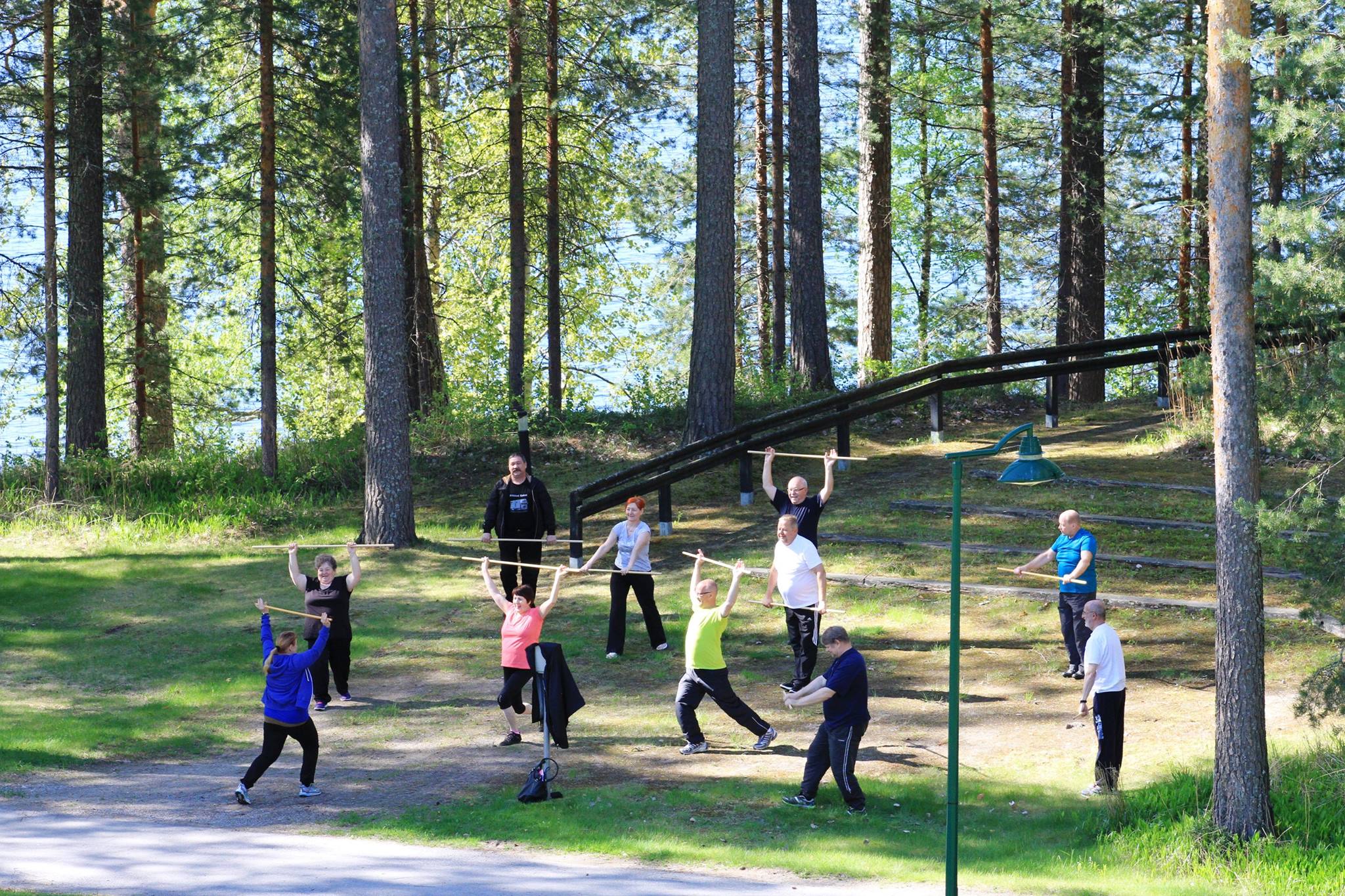 kruunupuisto-jumppaajat